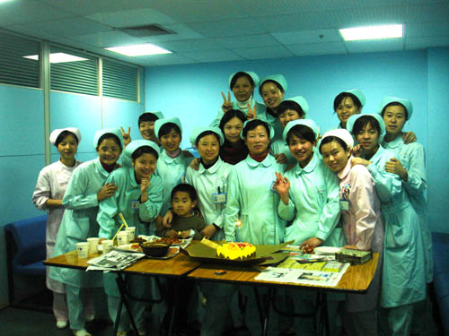 和諧快樂(lè)的護(hù)理團(tuán)隊(duì)